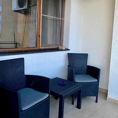 Sky Modern 1 Bedroom Apt W Free Parking บูคาเรสต์ ภายนอก รูปภาพ